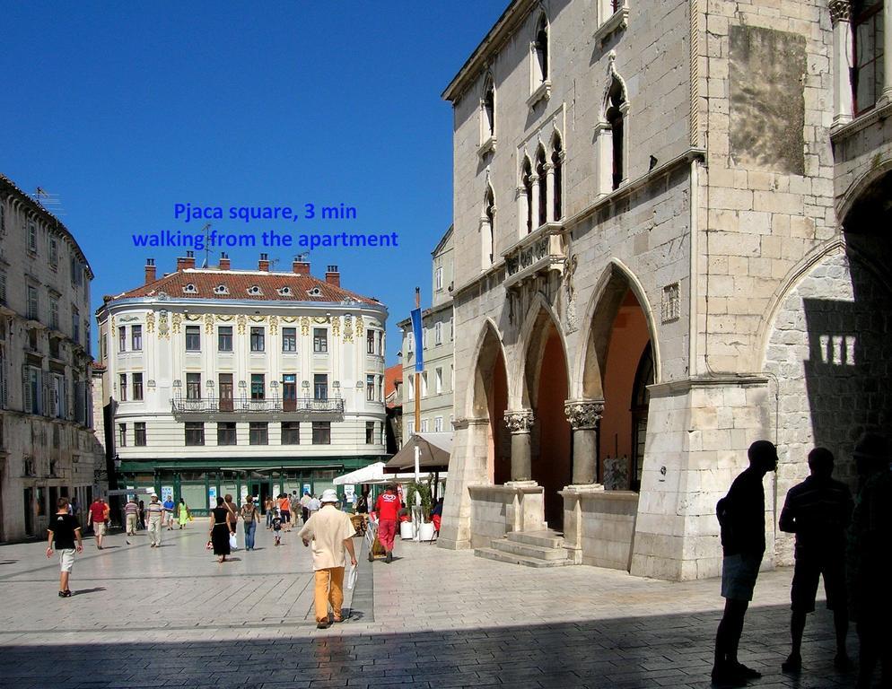 Chic Apartment In Center Split Ruang foto