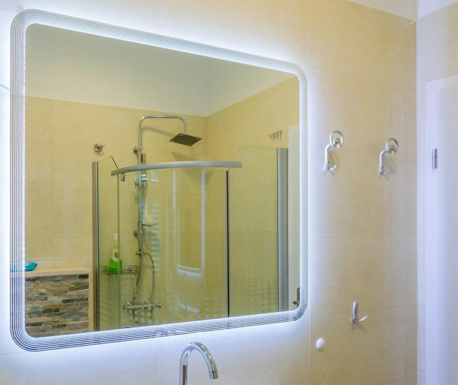 Chic Apartment In Center Split Ruang foto