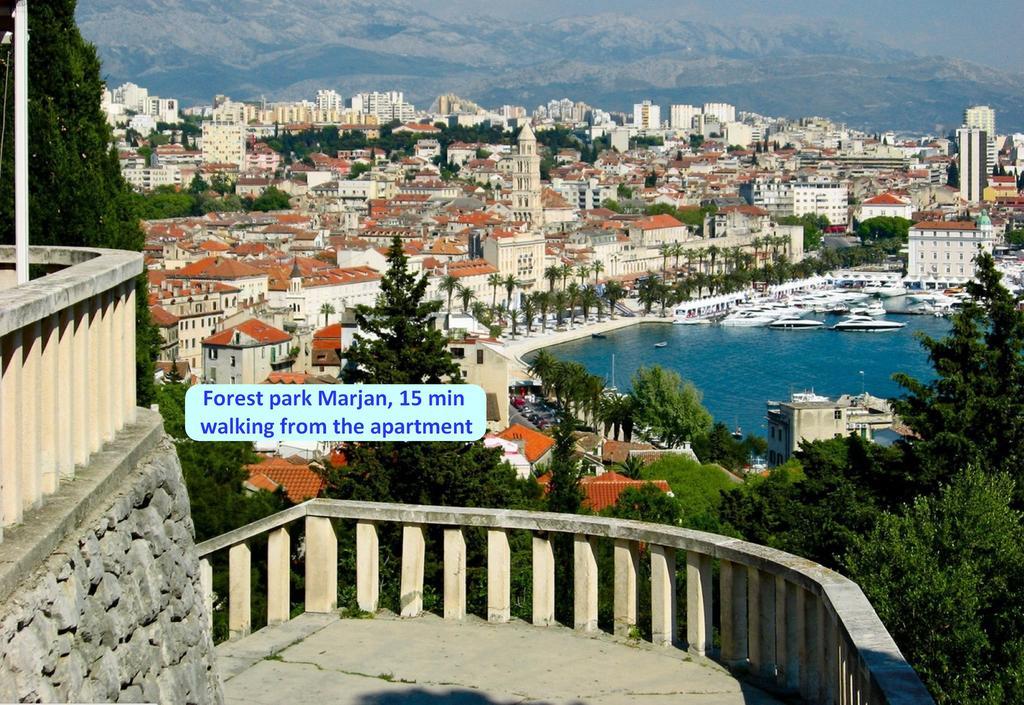 Chic Apartment In Center Split Bagian luar foto